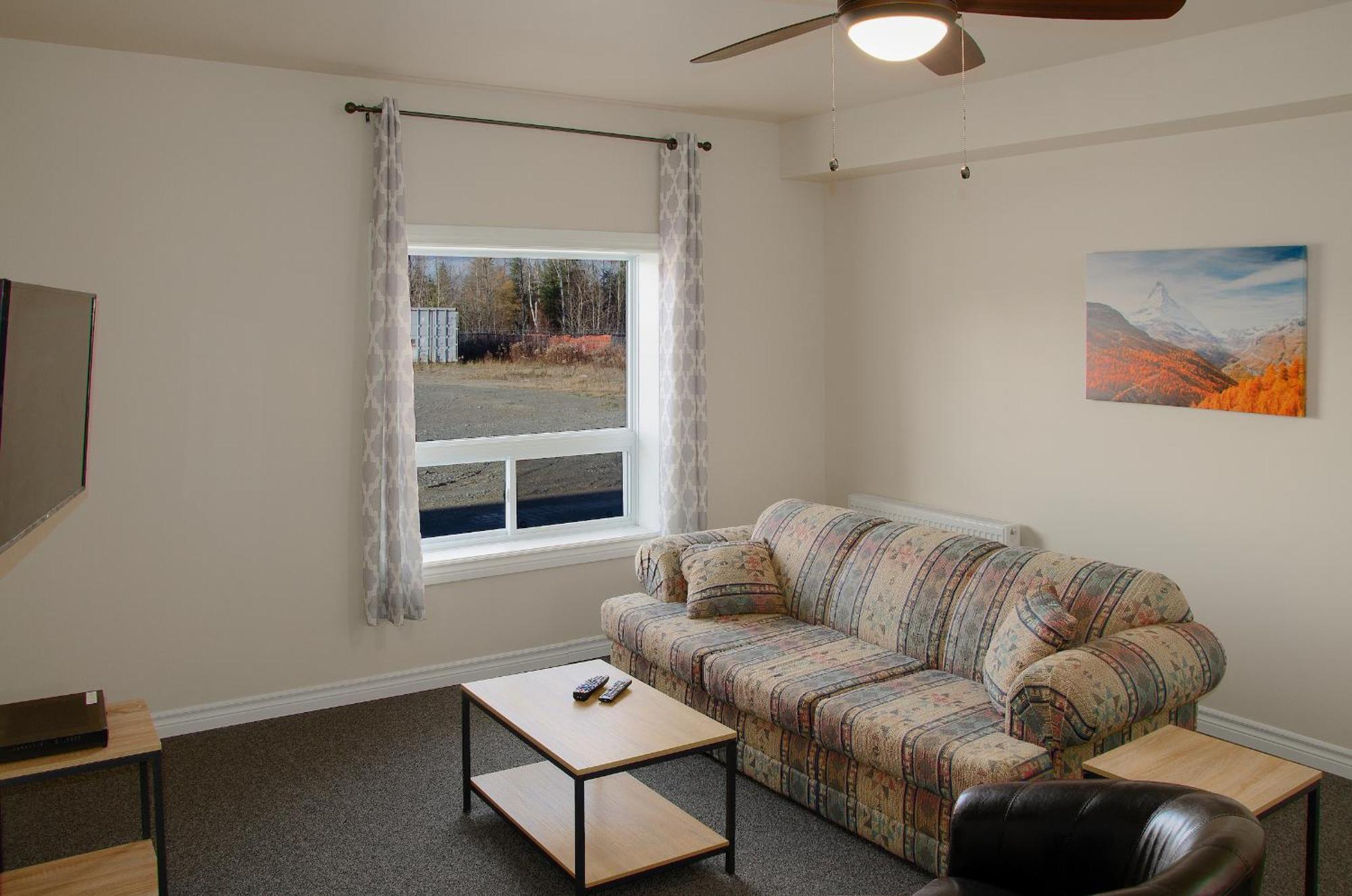 Prospectors Inn Kirkland Lake Esterno foto